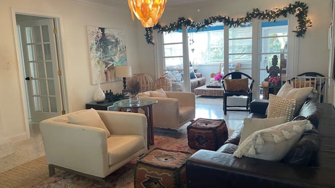 Photo of Livingroom in Lake Ida Shores