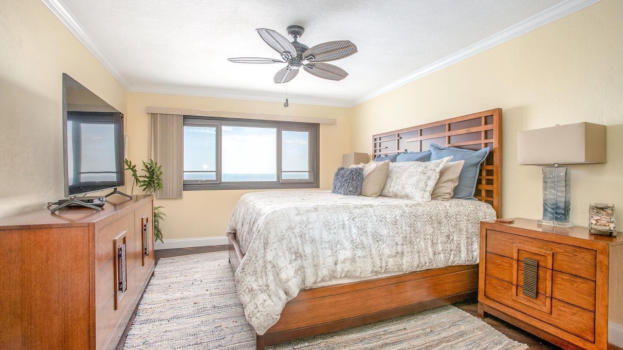 Photo of Bedroom in Venetian Way South