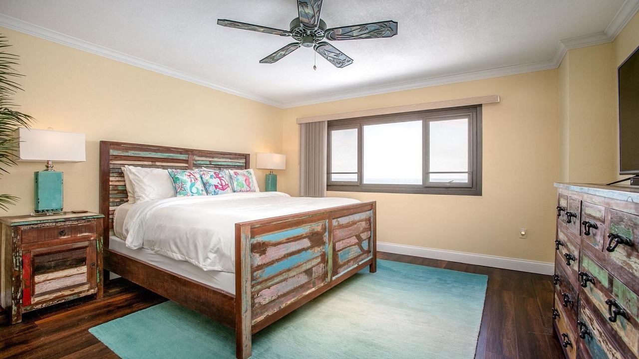 Photo of Bedroom in Venetian Way South