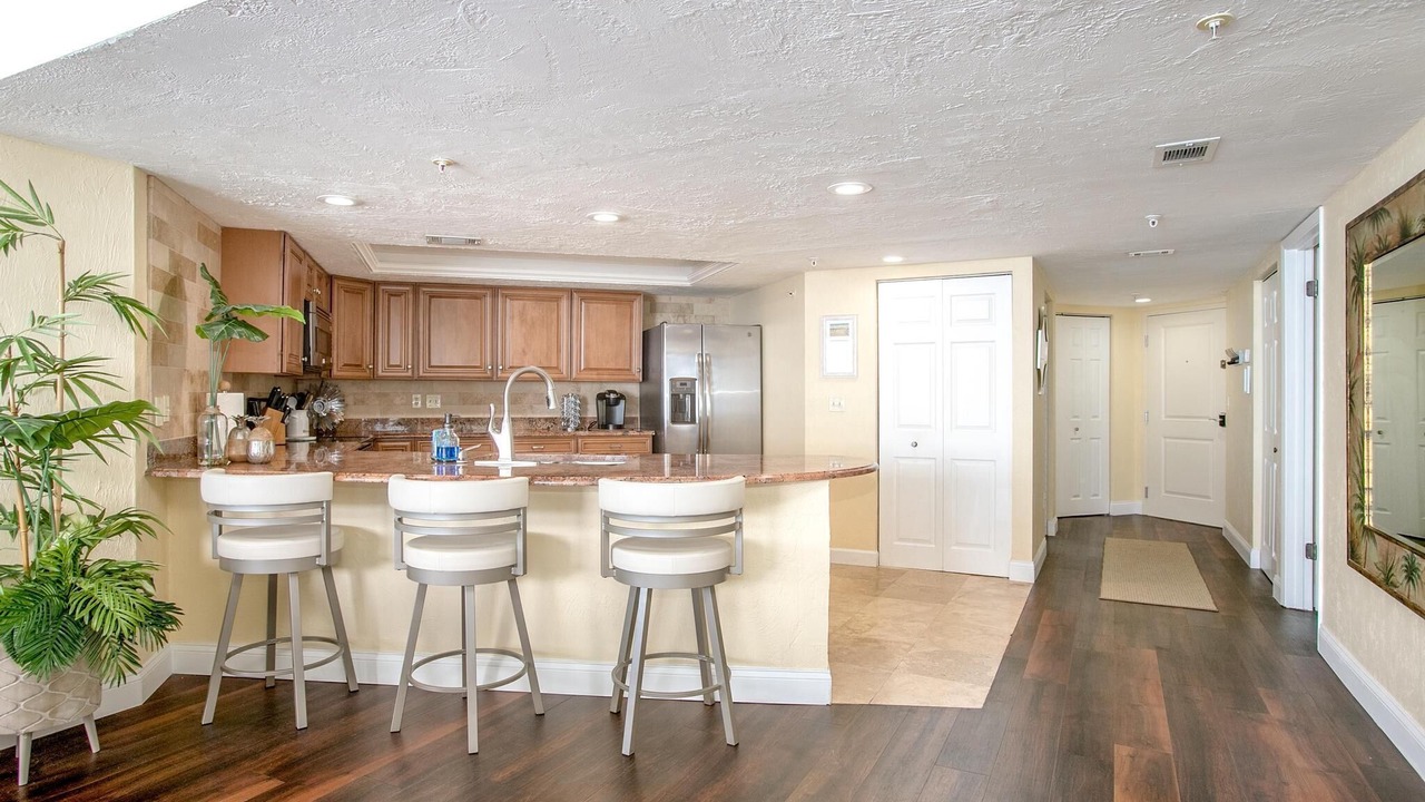 Photo of Kitchen in Venetian Way South