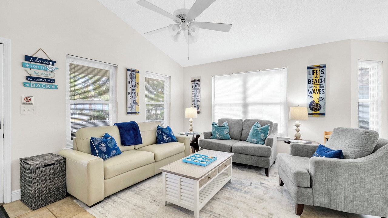 Photo of Bedroom in Crystal Beach