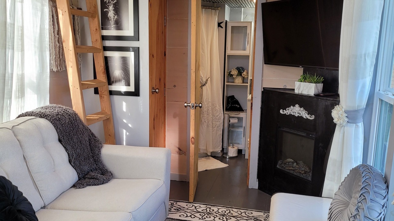 Photo of Livingroom in Georgia Coast