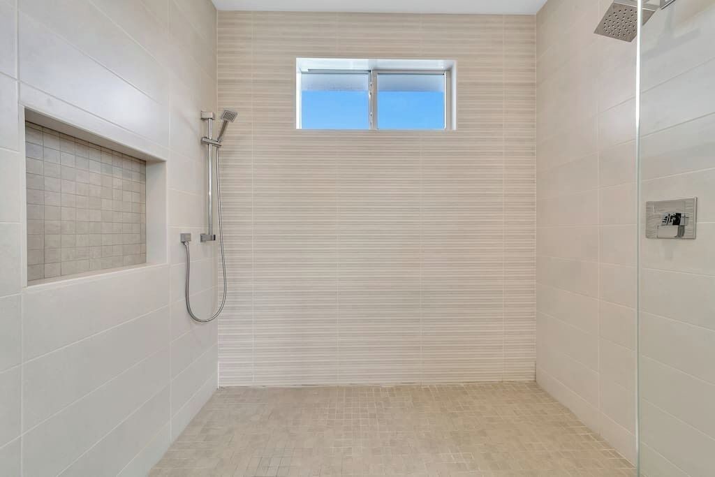 Photo of Bathroom in Coral Ridge