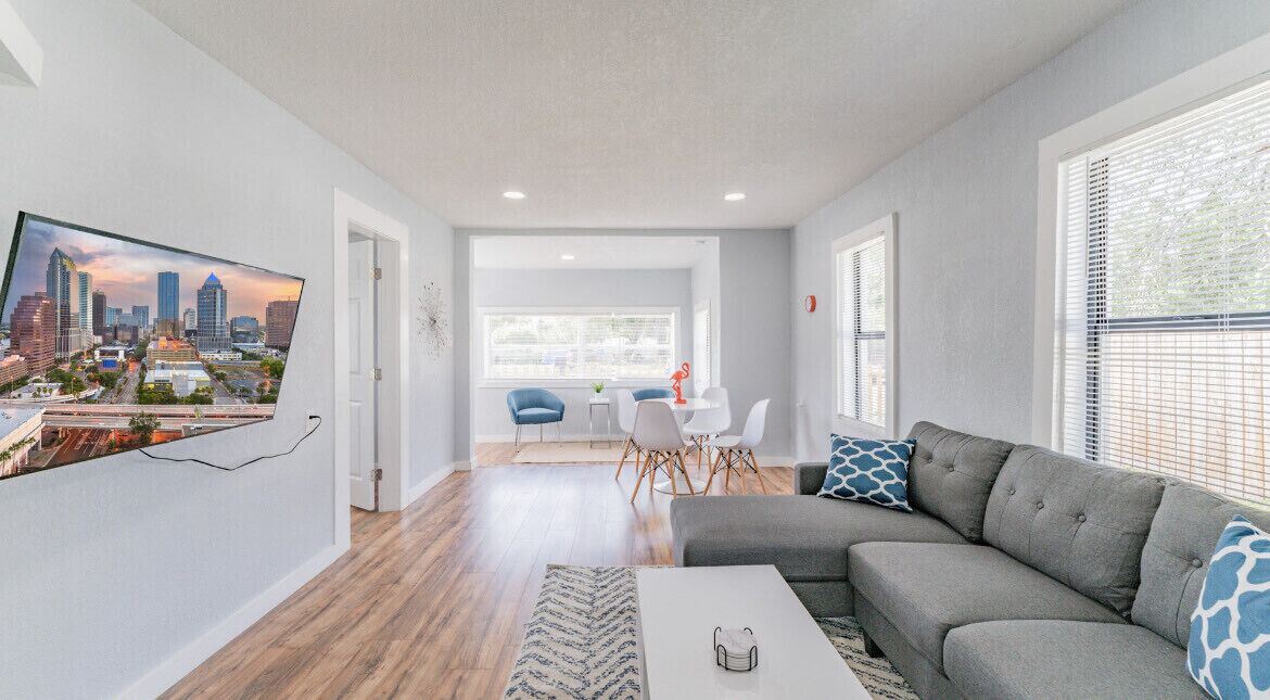 Photo of Livingroom in East Tampa