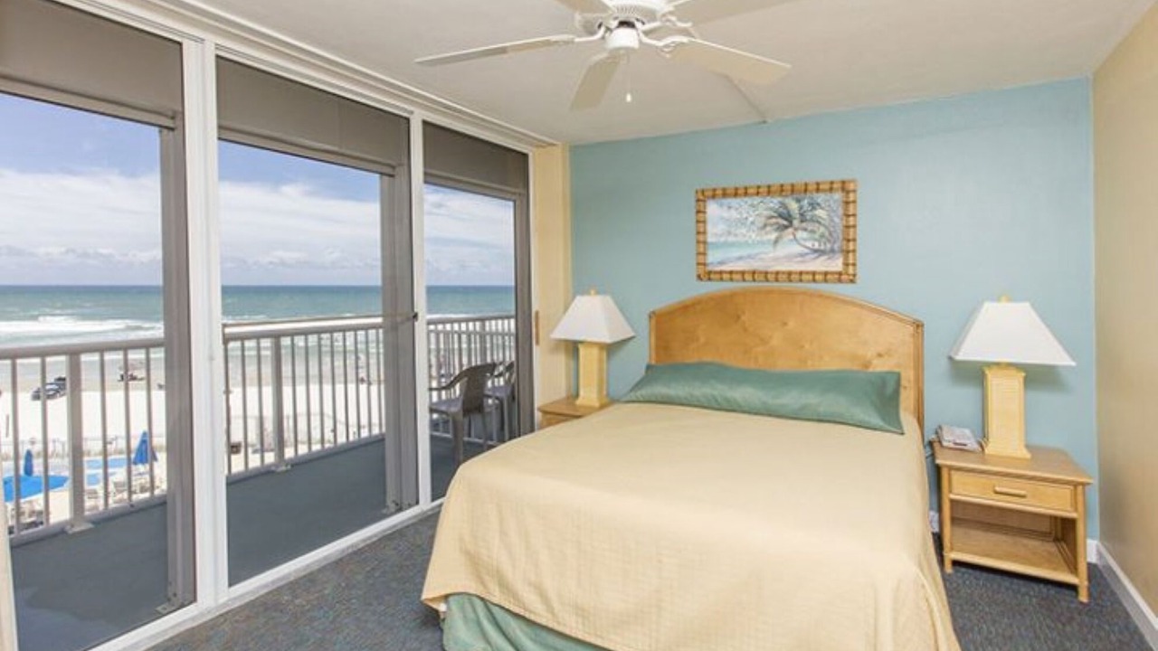 Photo of Bedroom in Daytona Beach Shores