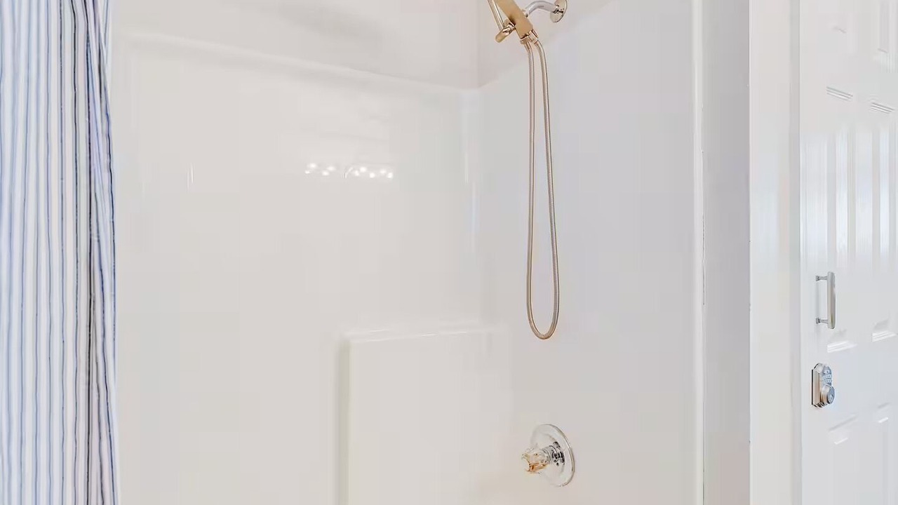 Photo of Bathroom in Lower Grand Lagoon