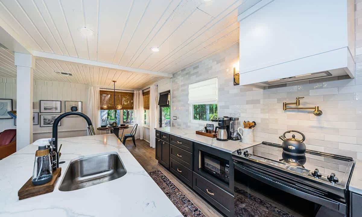 Photo of Kitchen in East Lake