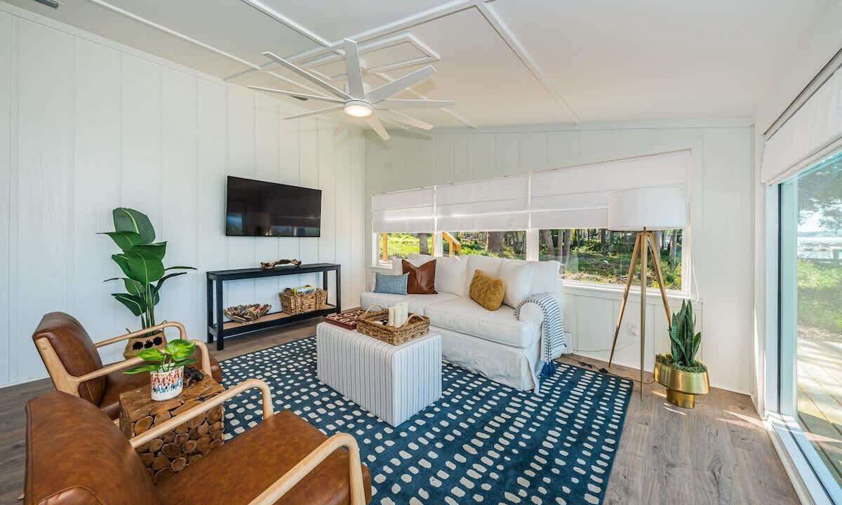 Photo of Livingroom in East Lake