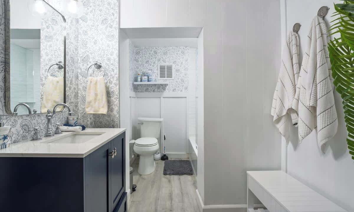 Photo of Bathroom in Boynton Beach