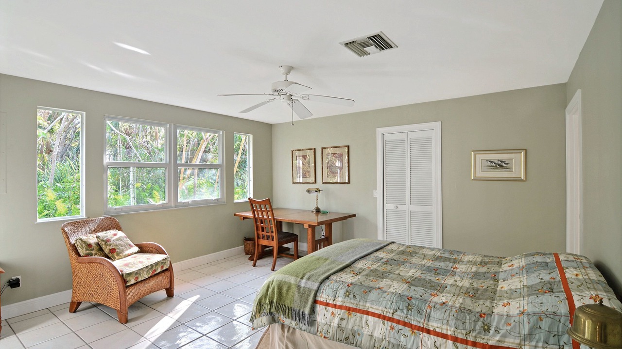 Photo of Bedroom in South Beach