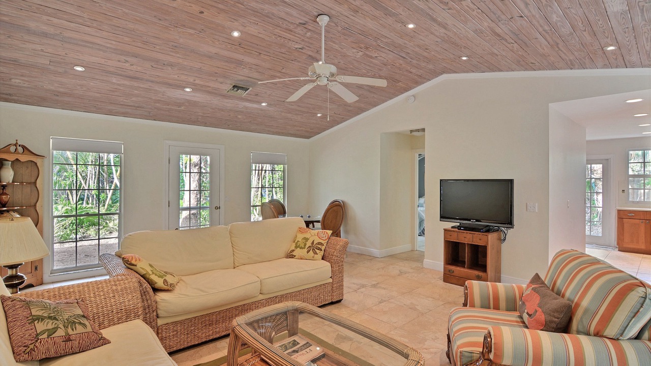 Photo of Livingroom in South Beach