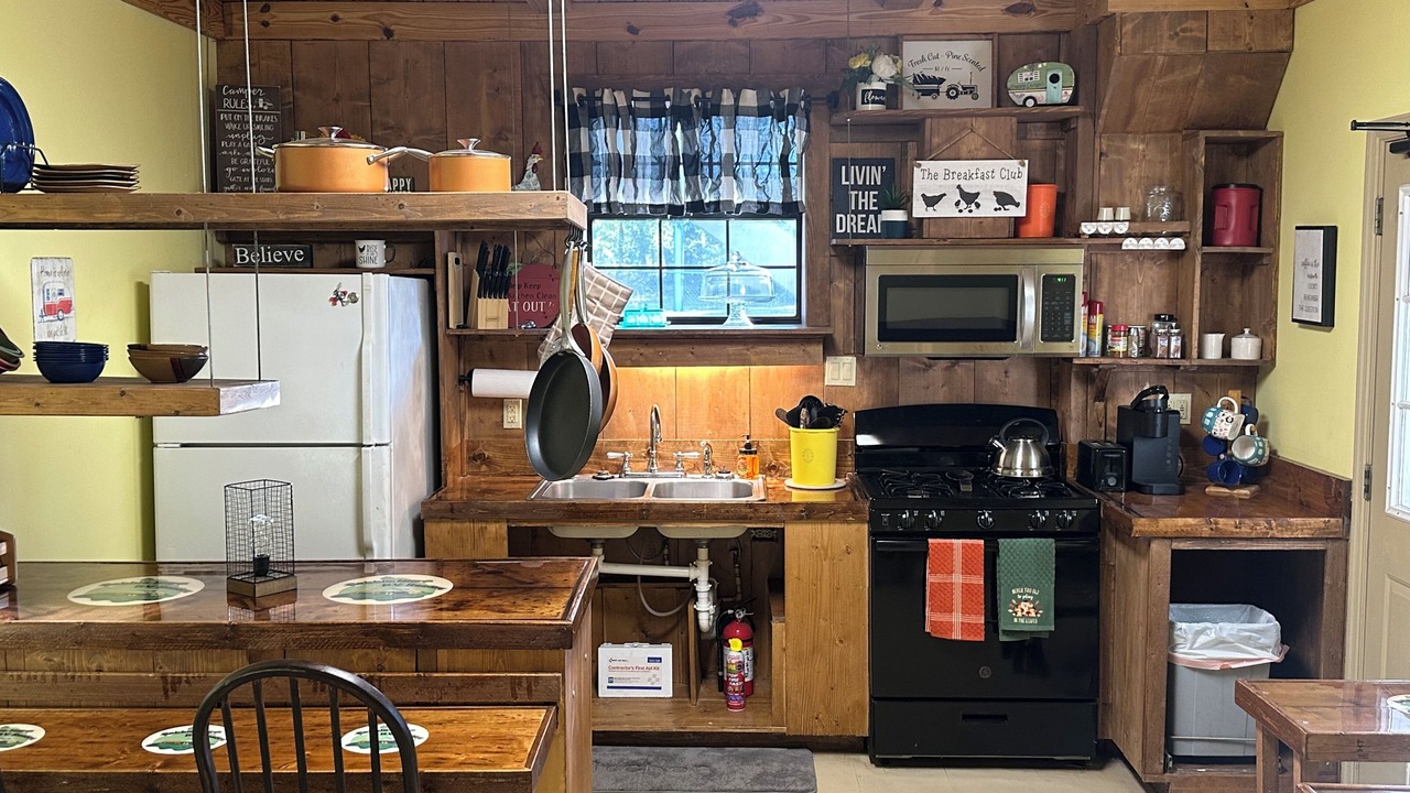 Photo of Kitchen in Waresboro