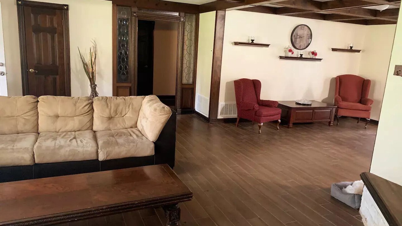 Photo of Livingroom in Leesburg