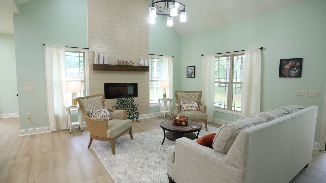 Photo of Livingroom in Eastman