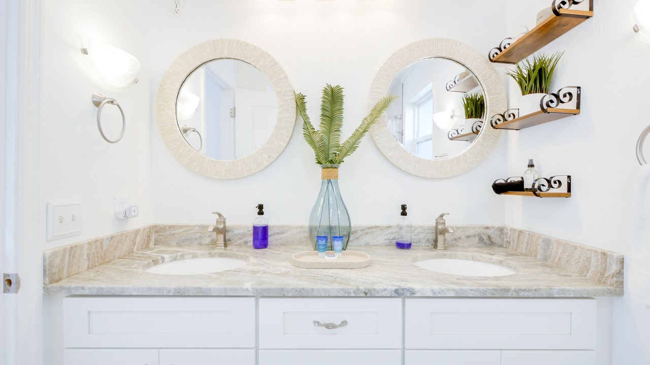 Photo of Bathroom in Butler Beach