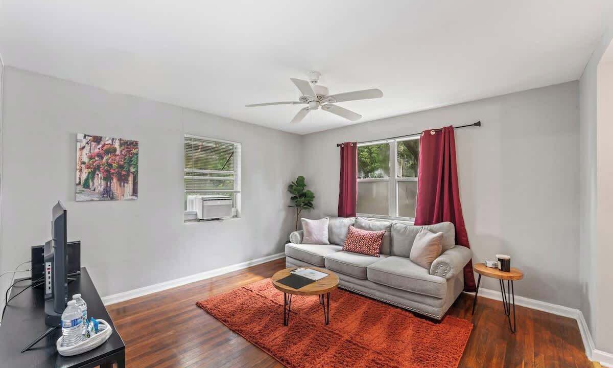 Photo of Livingroom in Riverside