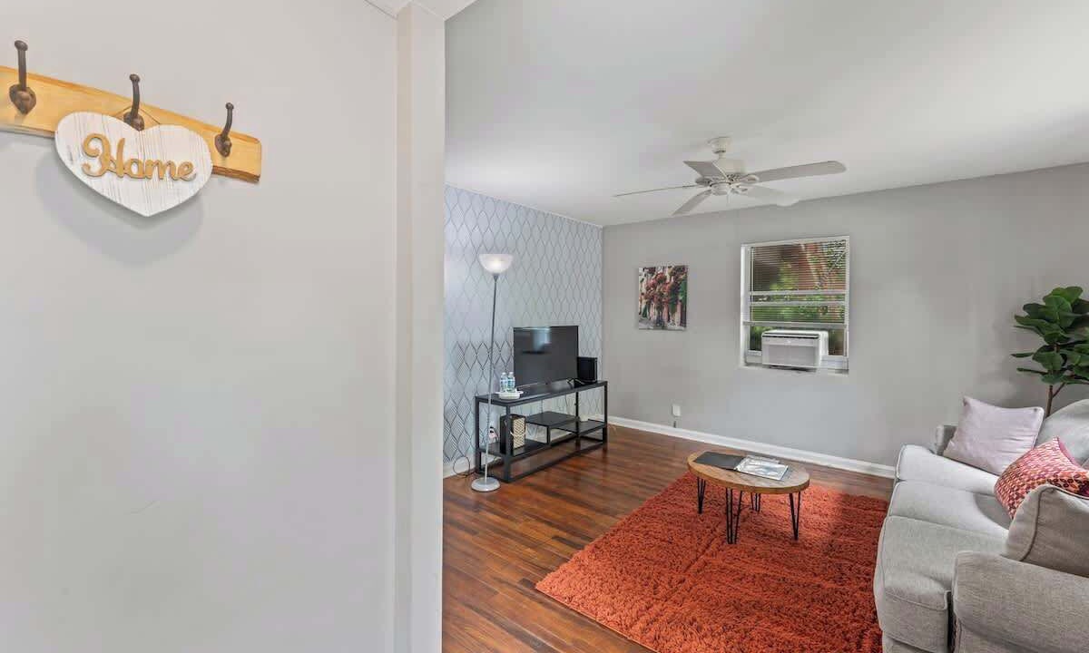 Photo of Livingroom in Riverside