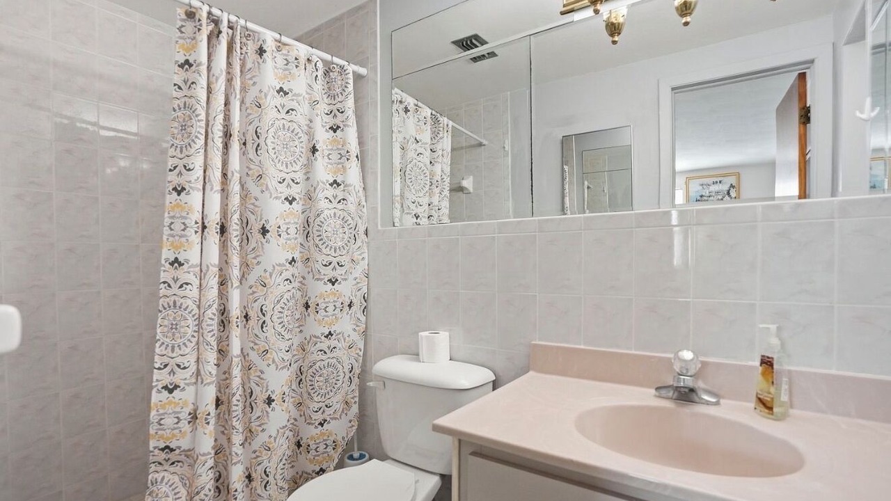 Photo of Bathroom in Sea Ranch