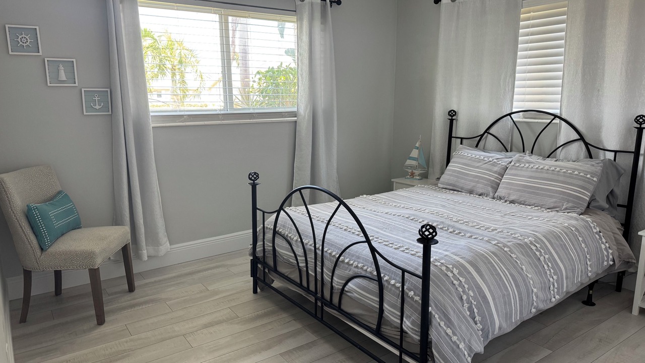 Photo of Bedroom in Deerfield Beach