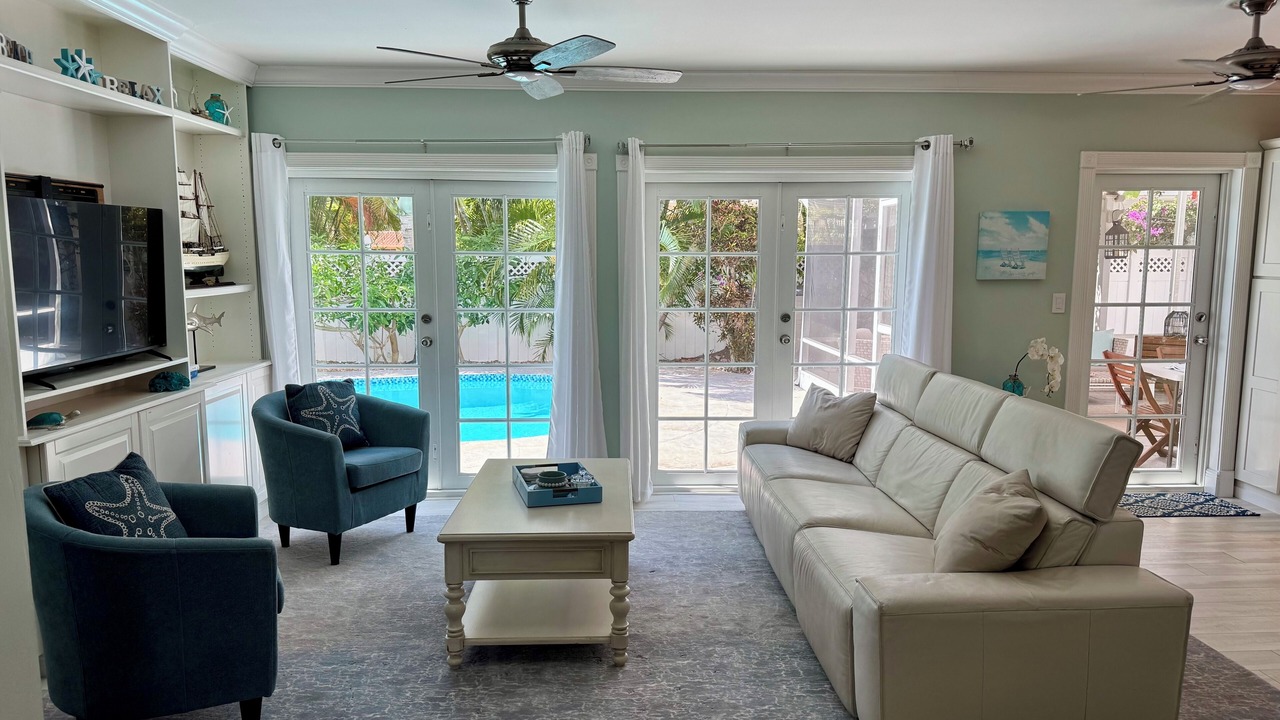 Photo of Livingroom in Deerfield Beach