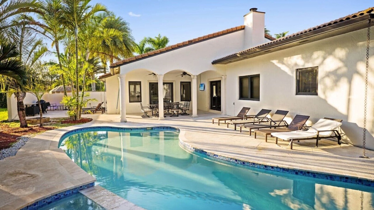 Photo of Outdoor in Pinecrest