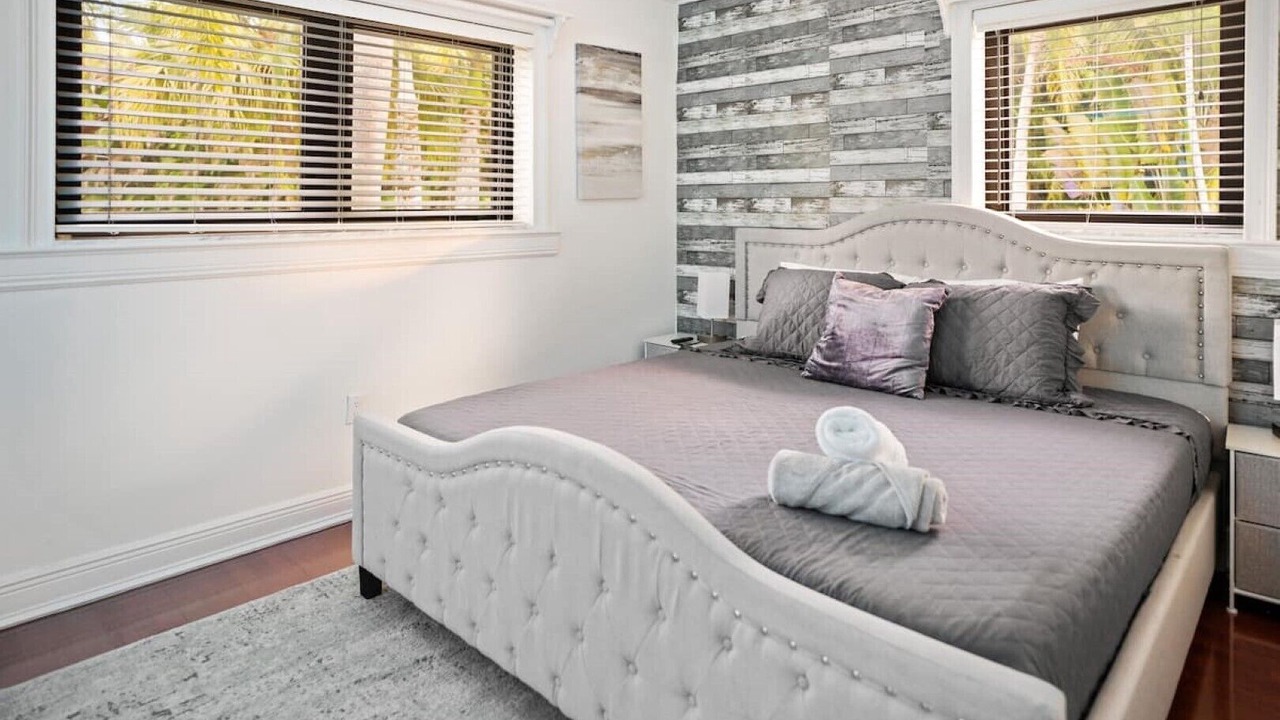 Photo of Bedroom in Pinecrest