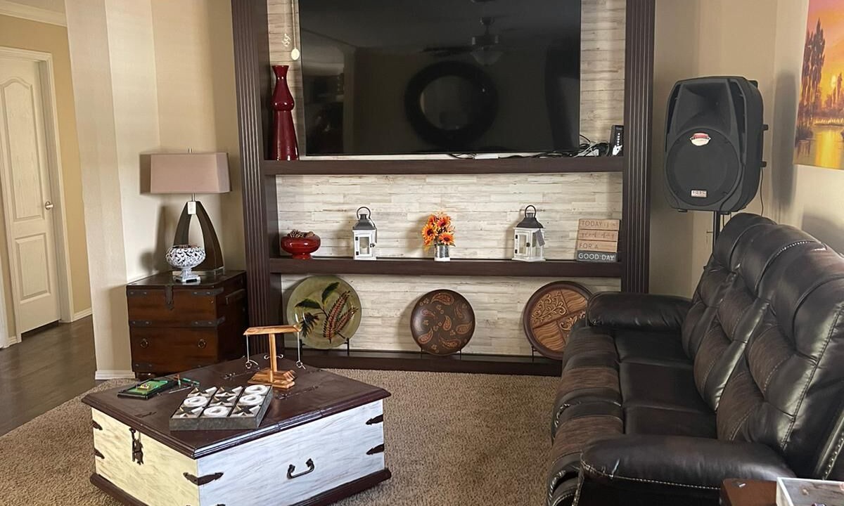 Photo of Livingroom in Clewiston