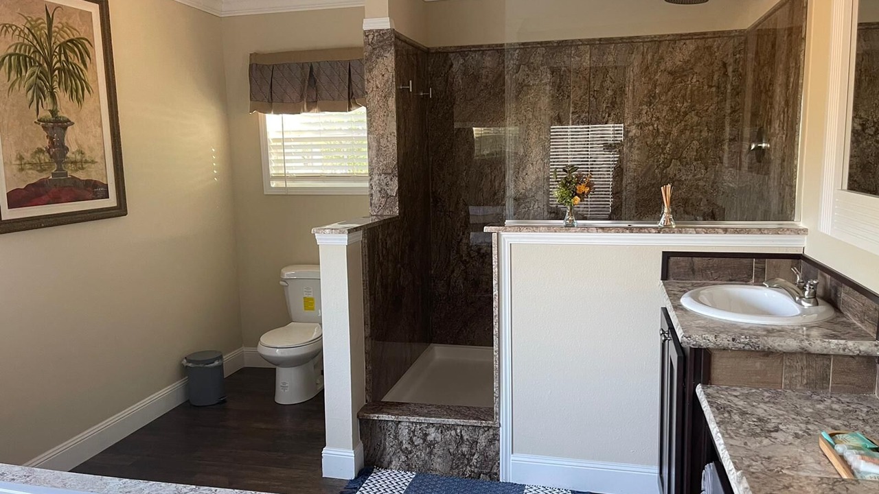 Photo of Bathroom in Clewiston