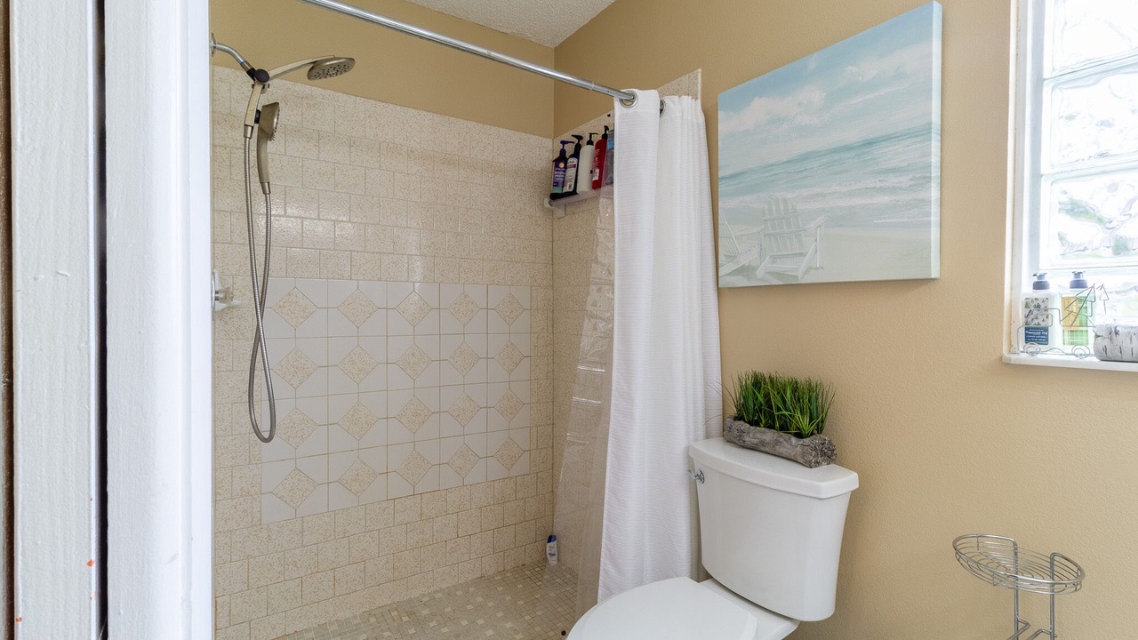 Photo of Bathroom in Englewood East