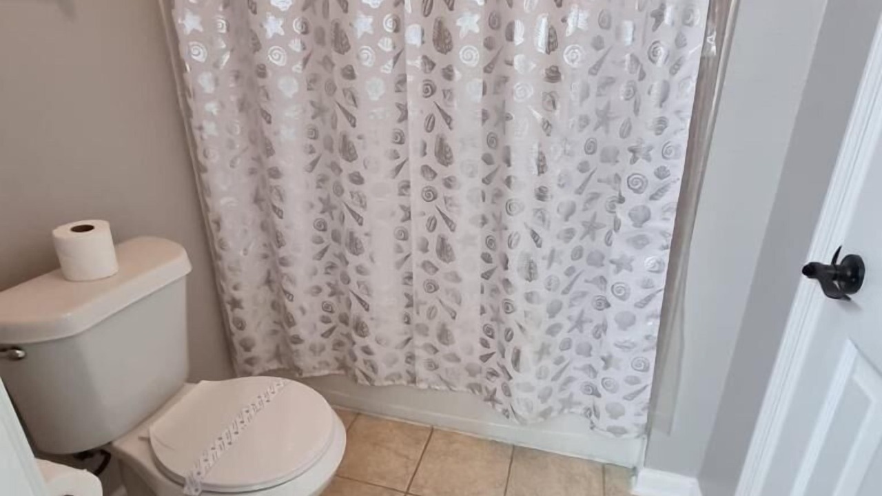 Photo of Bathroom in Windsor Palms