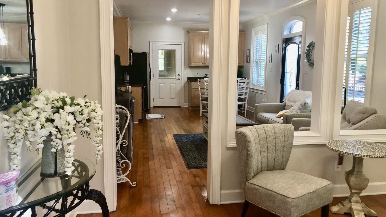 Photo of Livingroom in Thomasville