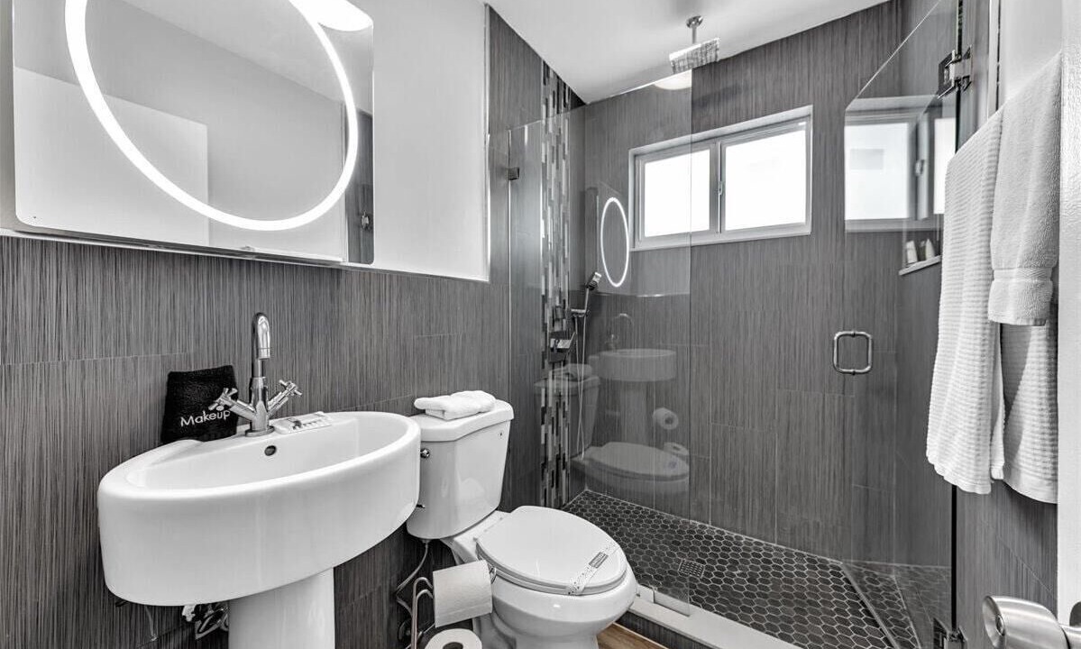 Photo of Bathroom in Survey Creek