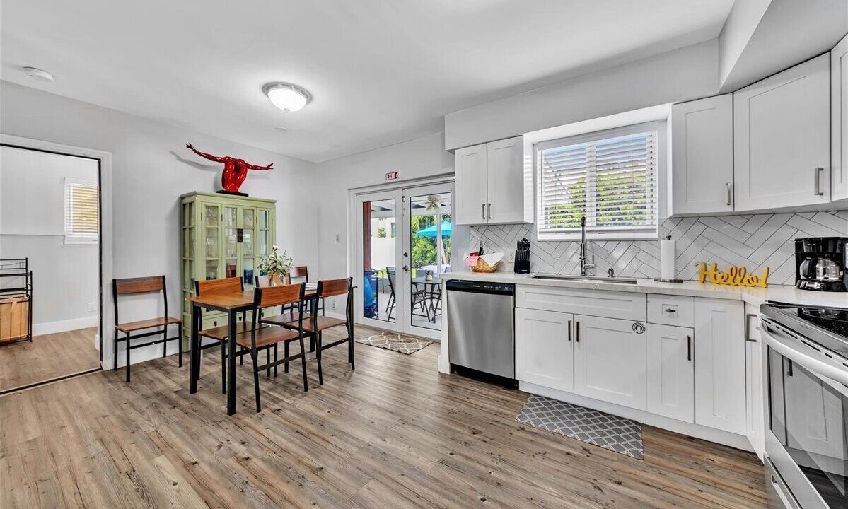 Photo of Kitchen in Survey Creek