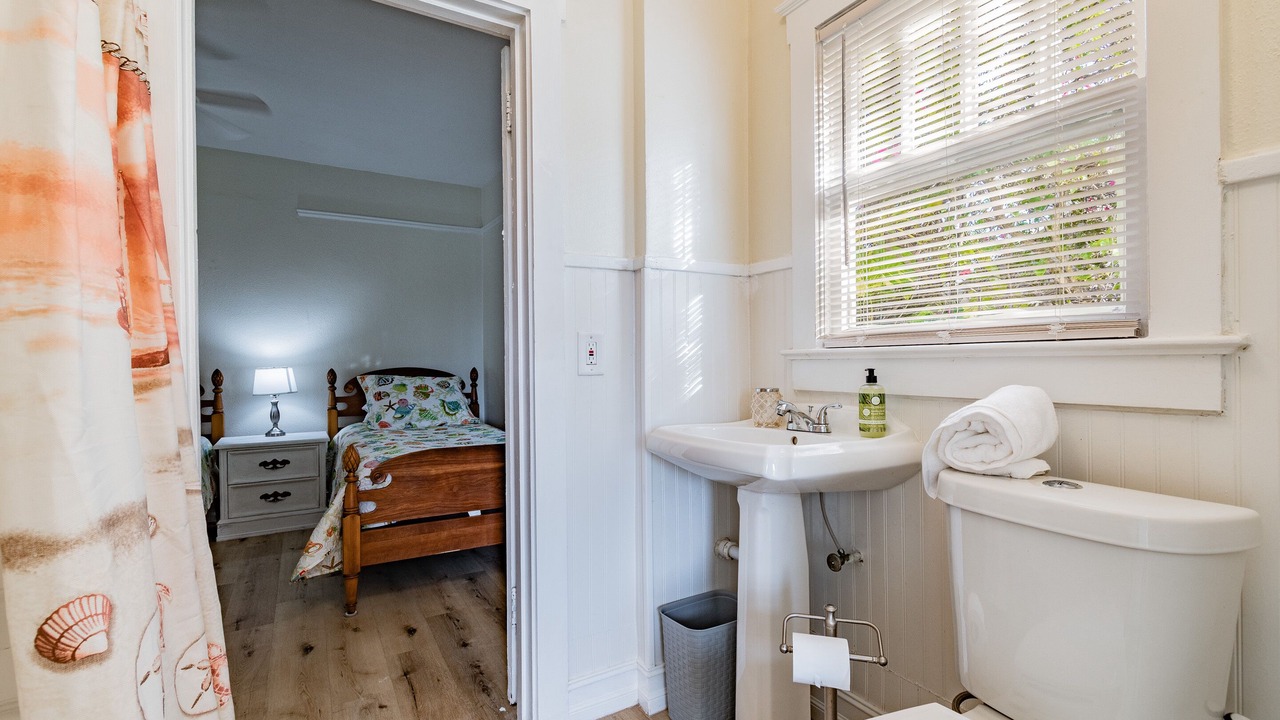 Photo of Bathroom in Tarpon Springs