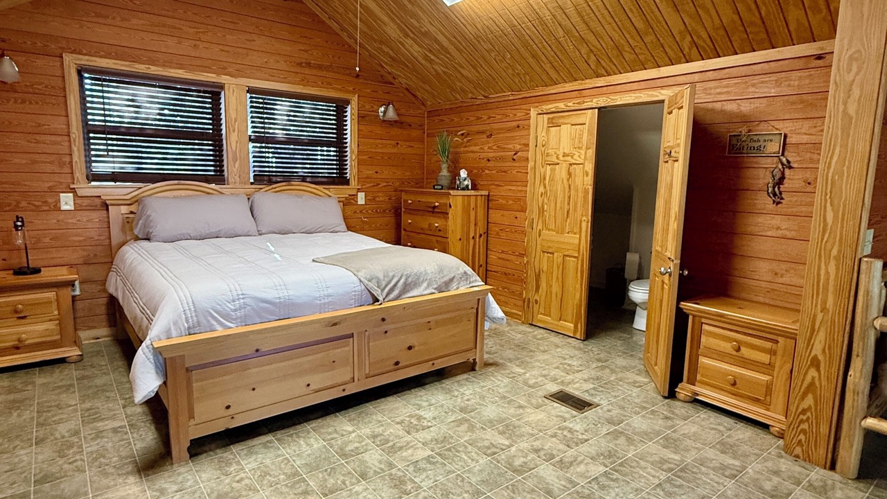 Photo of Bedroom in Appling County