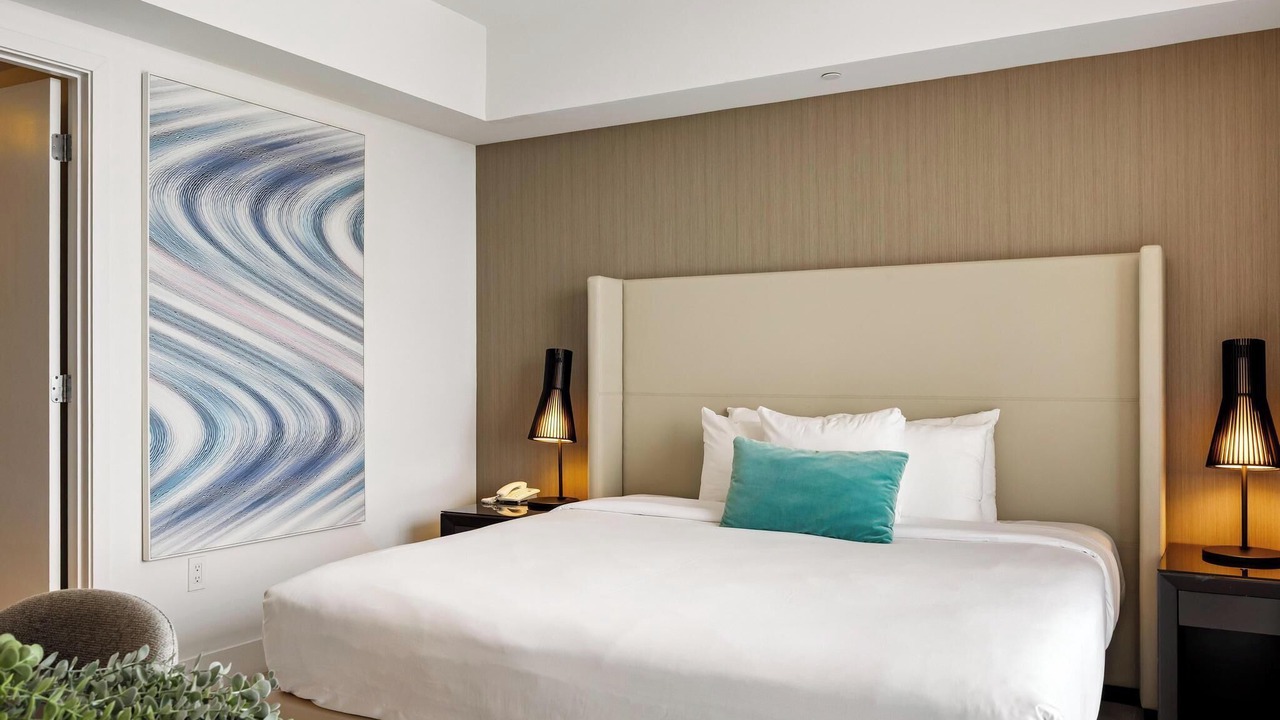 Photo of Bedroom in Hollywood South Central Beach