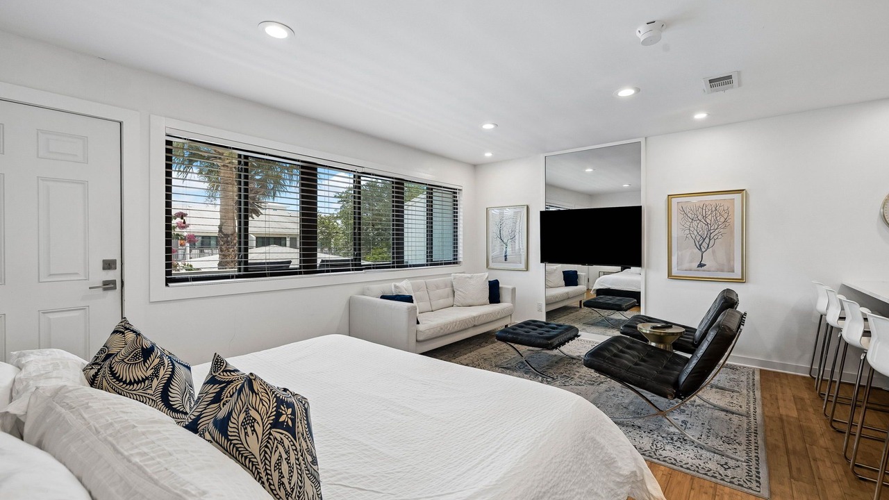 Photo of Bedroom in Seagrove Beach