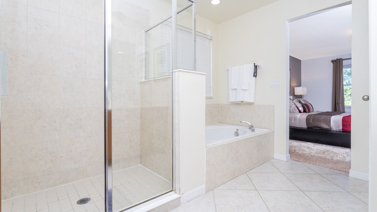 Photo of Bathroom in Veranda Palms