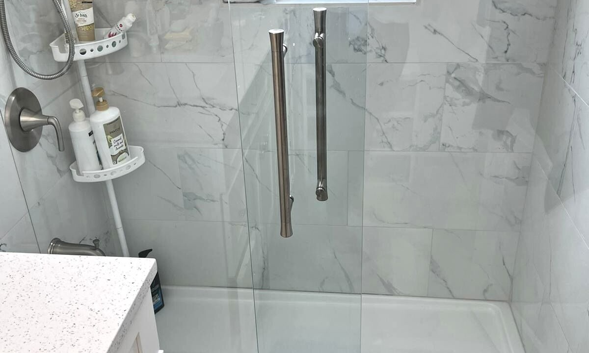 Photo of Bathroom in Baldwin Park