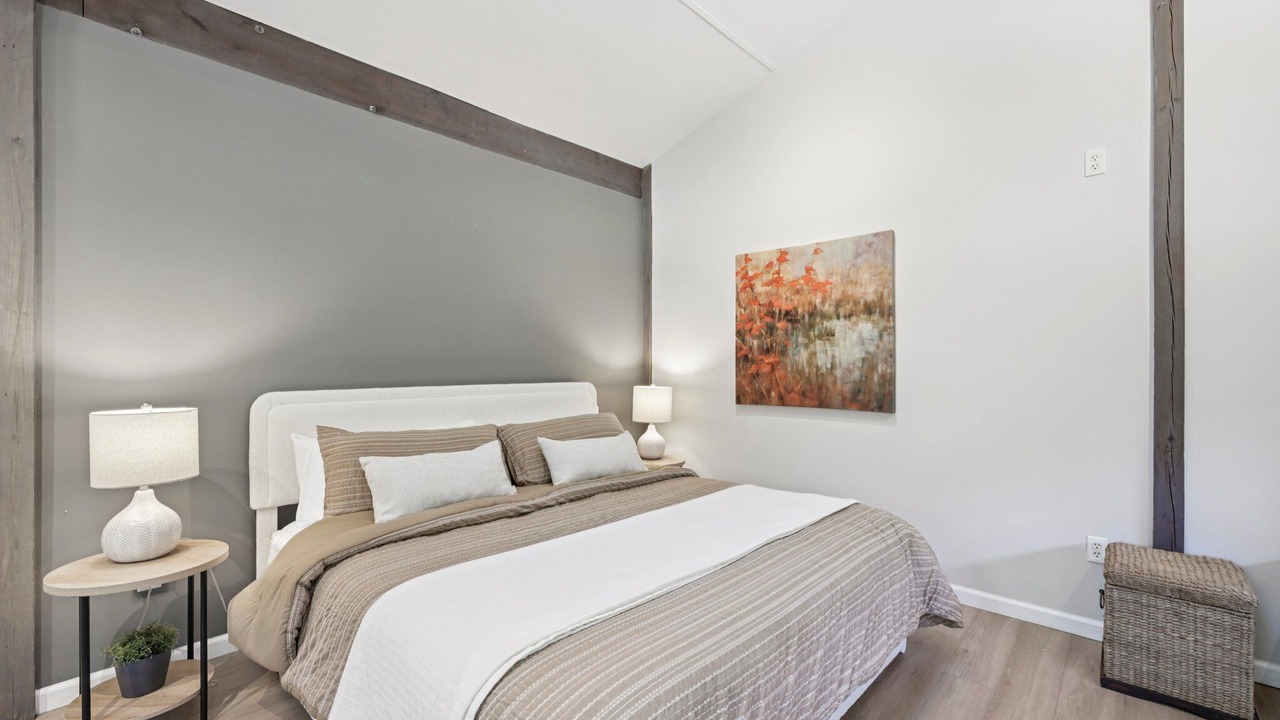 Photo of Bedroom in Mandarin