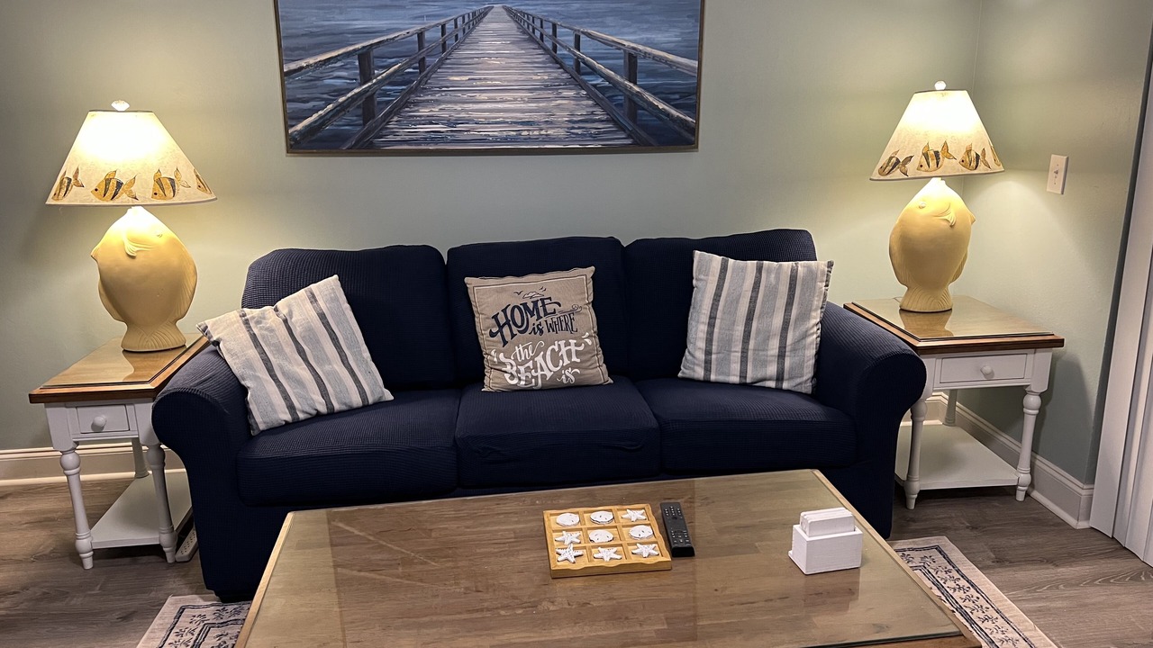 Photo of Livingroom in Crescent Beach