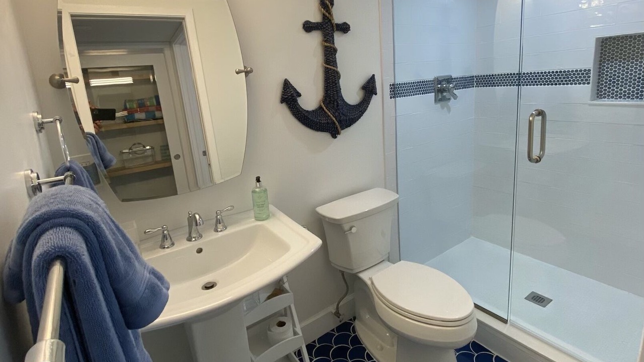 Photo of Bathroom in New Smyrna Beach