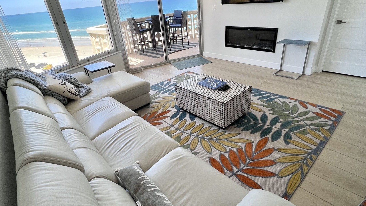 Photo of Livingroom in New Smyrna Beach