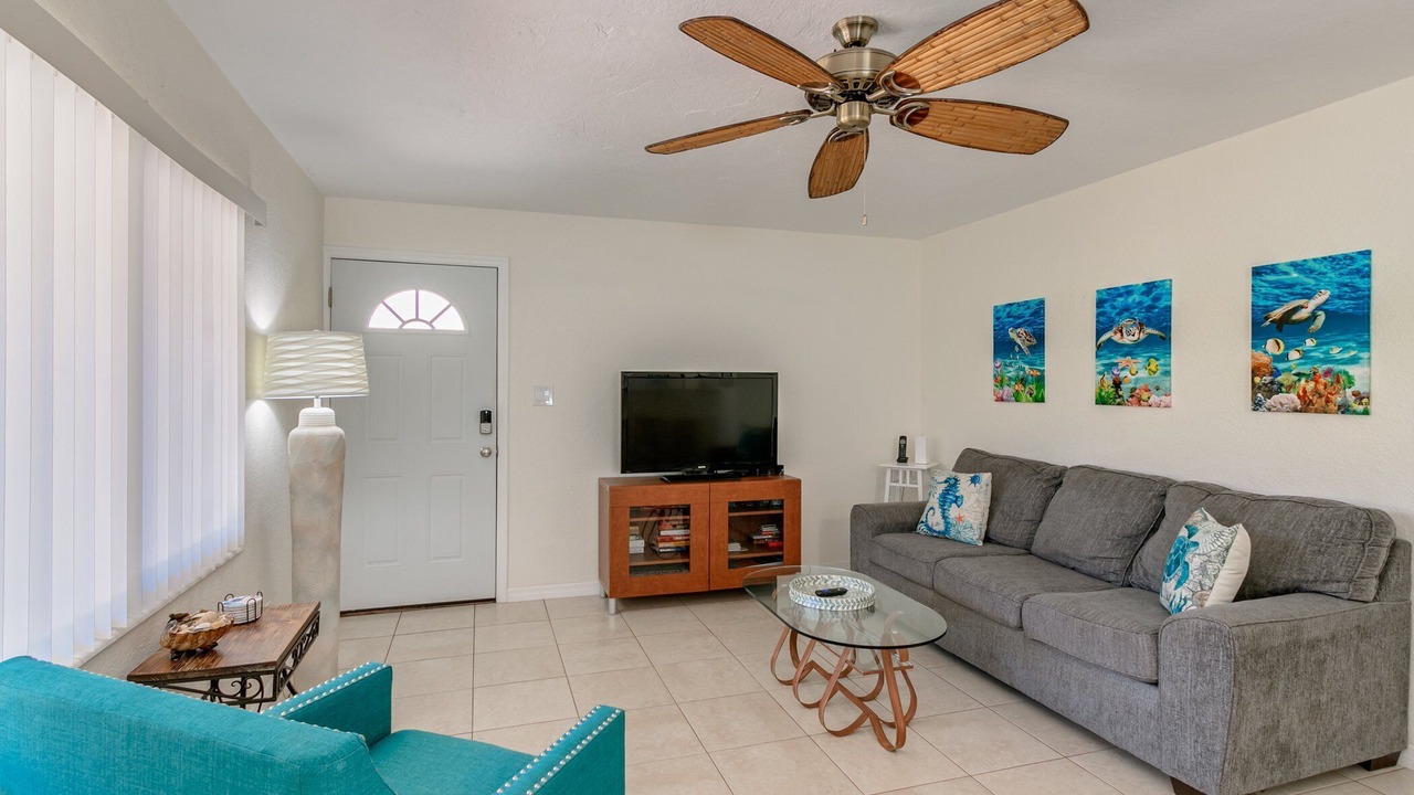 Photo of Livingroom in Cocoa Beach