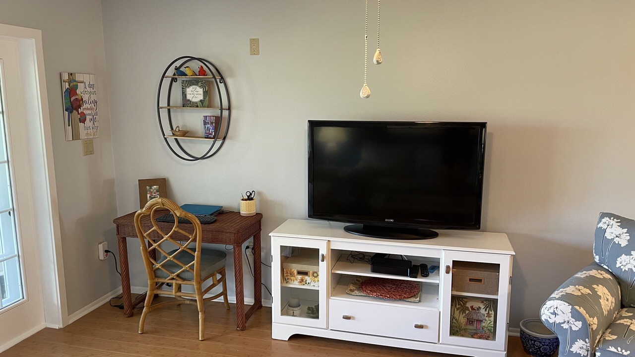 Photo of Livingroom in Burnt Store Marina