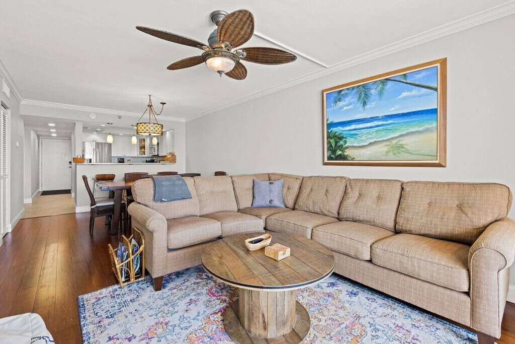 Photo of Livingroom in Indian Shores