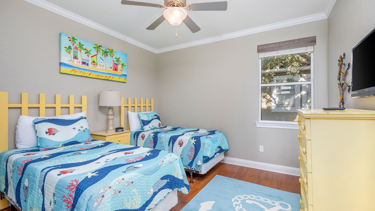 Photo of Bedroom in Crystal Beach