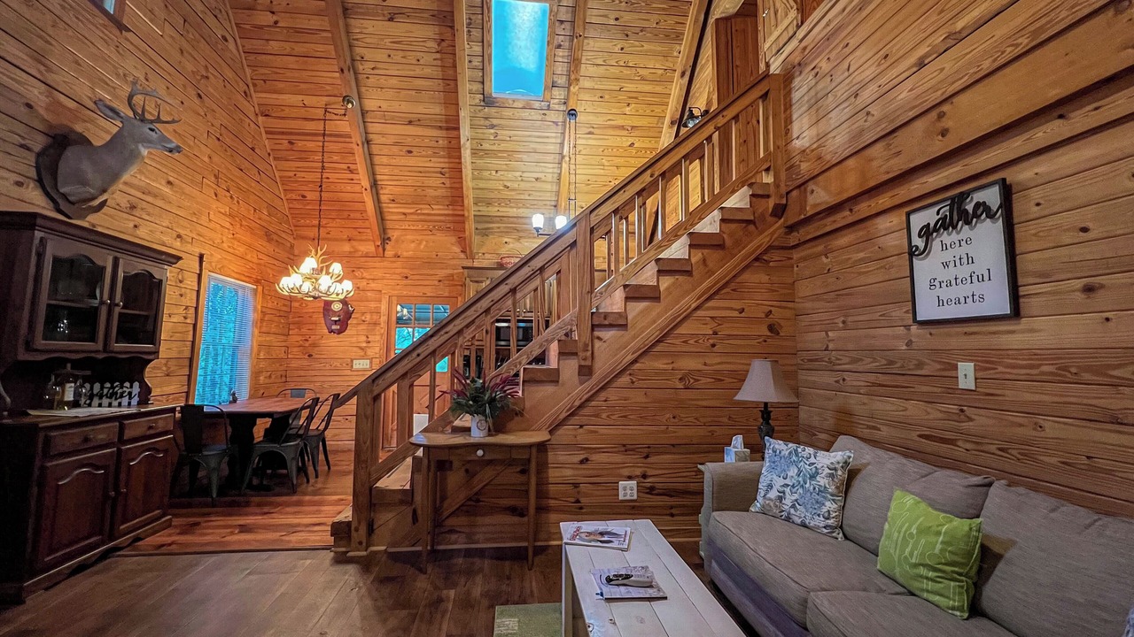 Photo of Livingroom in Pine Mountain Valley