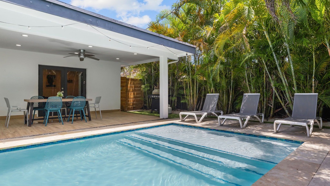 Photo of Outdoor in North Miami Beach