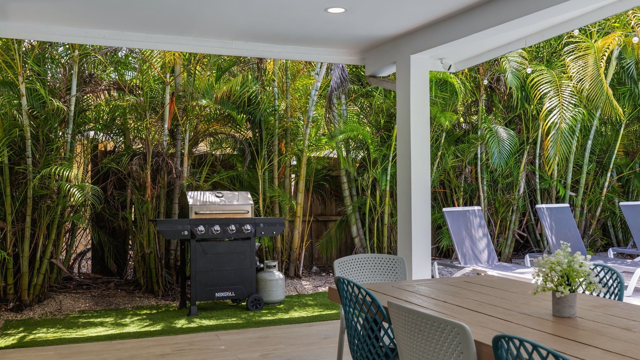 Photo of Outdoor in North Miami Beach